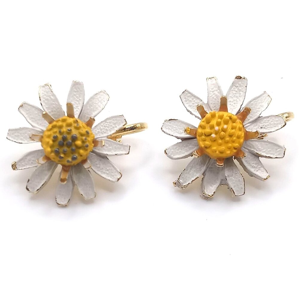 Vintage Earrings Clip-On Yellow White Gold Tone Enamel Prong Set Daisy Flower
